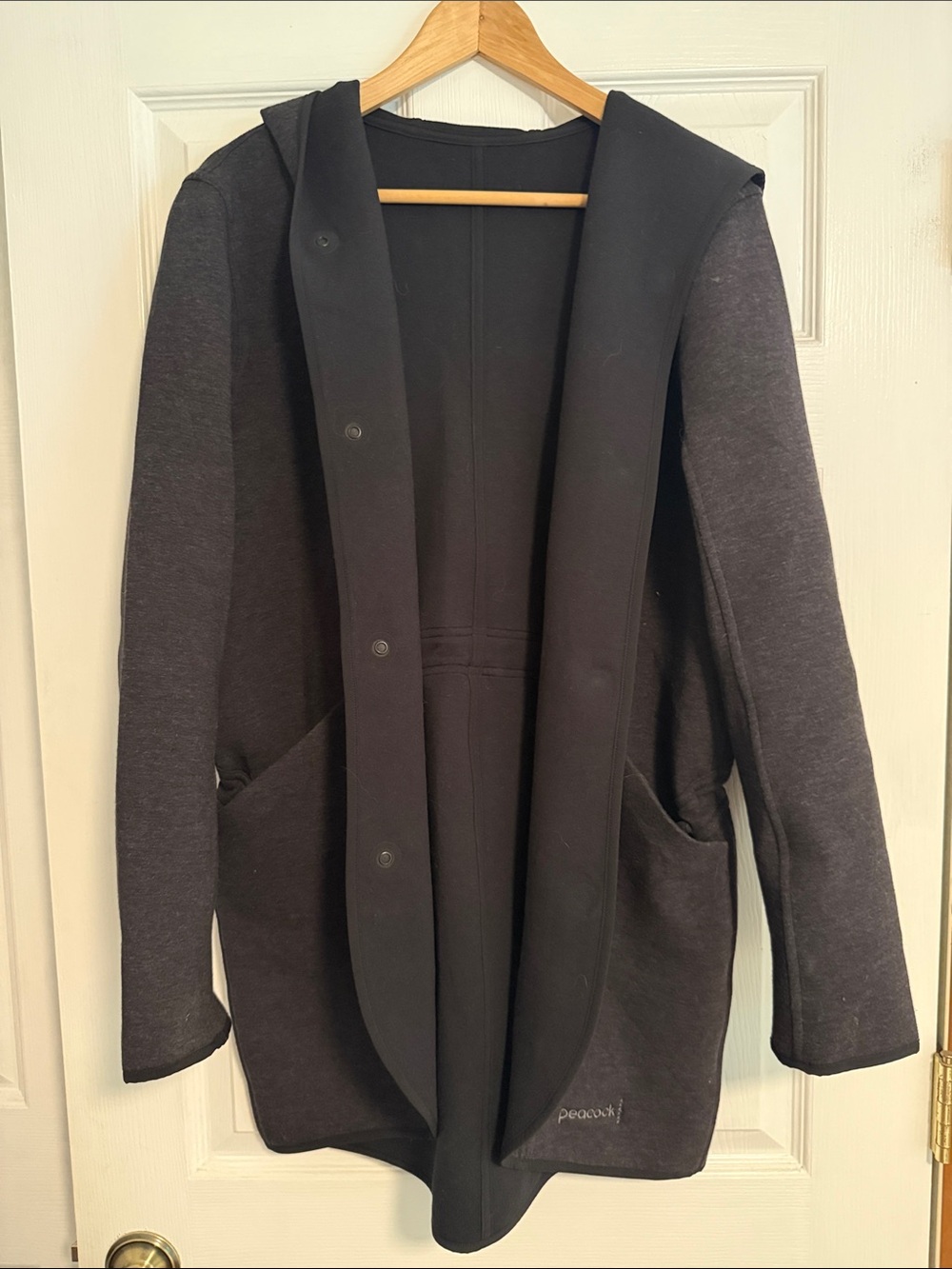 lululemon reversible gray/black hooded jacket
